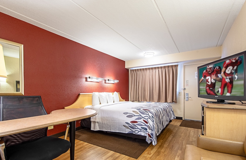 Red Roof Inn Utica 9/21