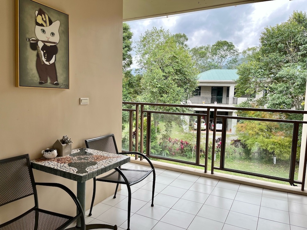 Mei Jung Homestay 24/48