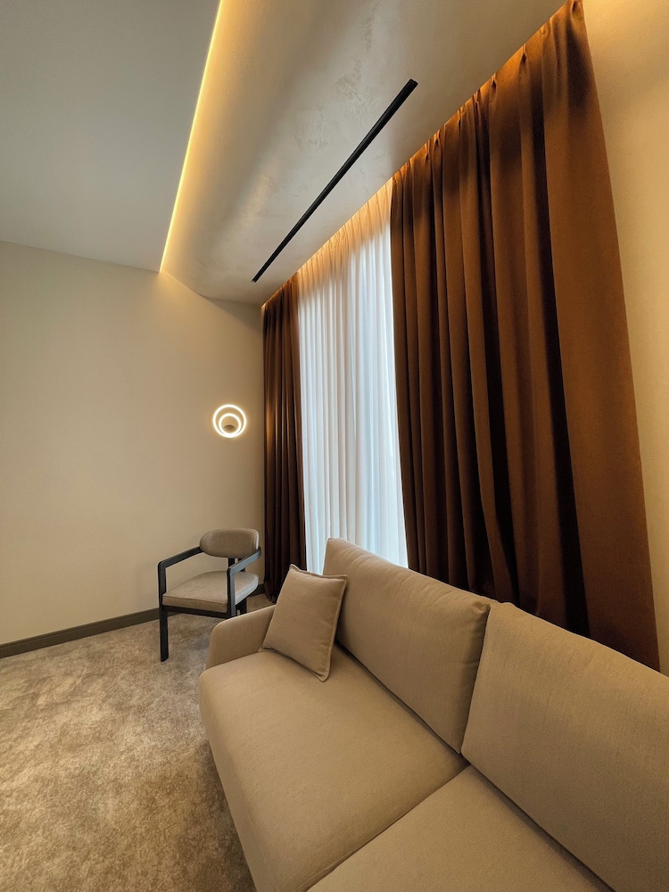Grand Duka Hotel & Spa 55/73