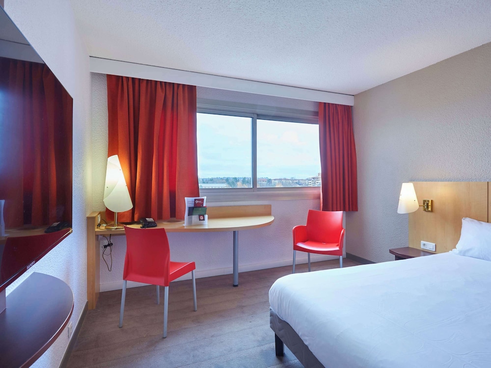 Ibis Annemasse 9/50