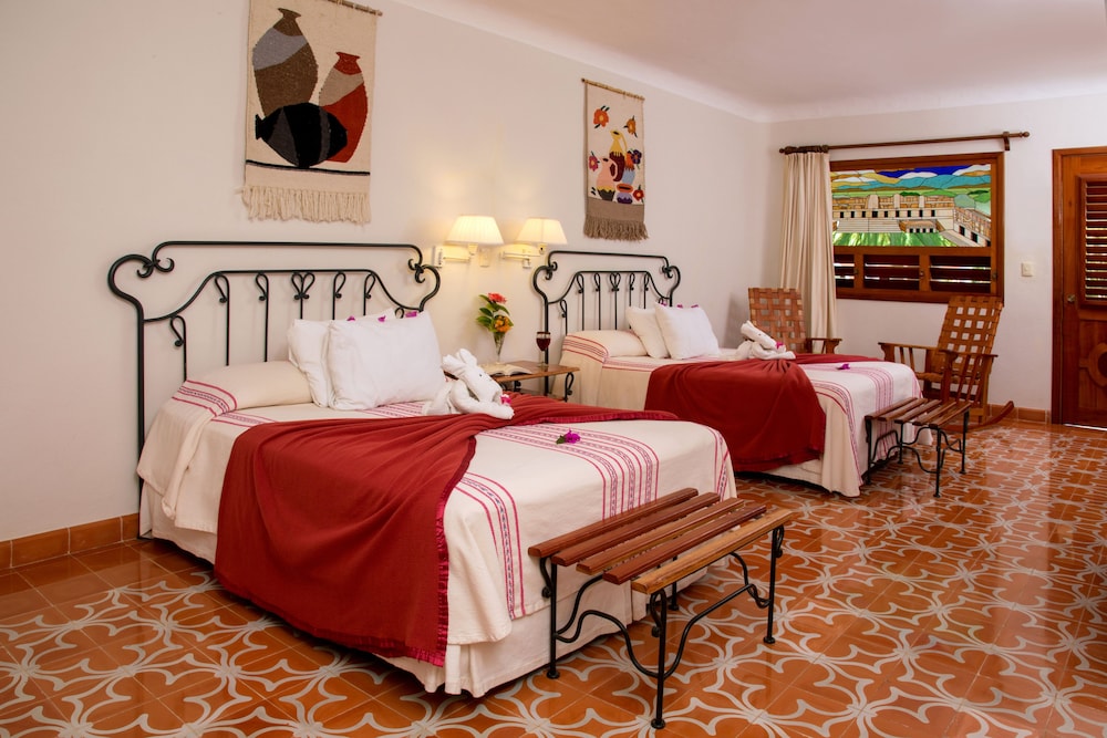 Hacienda Uxmal 12/49