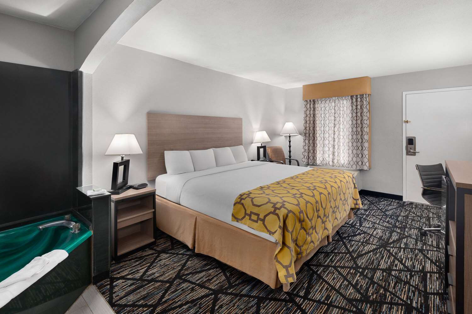 Baymont By Wyndham Mobile/Tillmans Corner 17/36