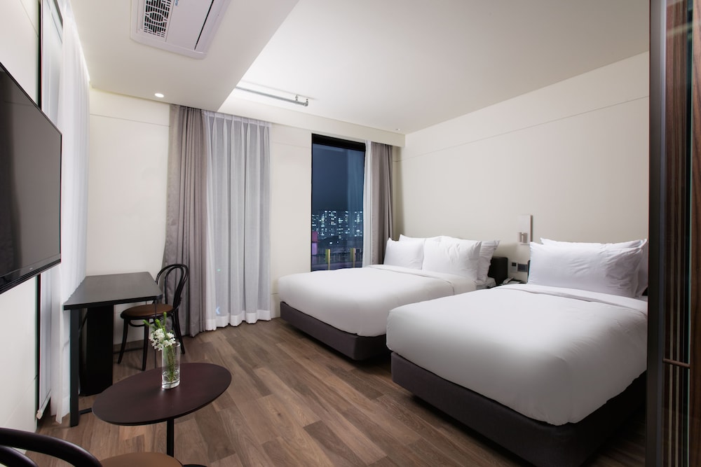 Park Marine Hotel 29/69
