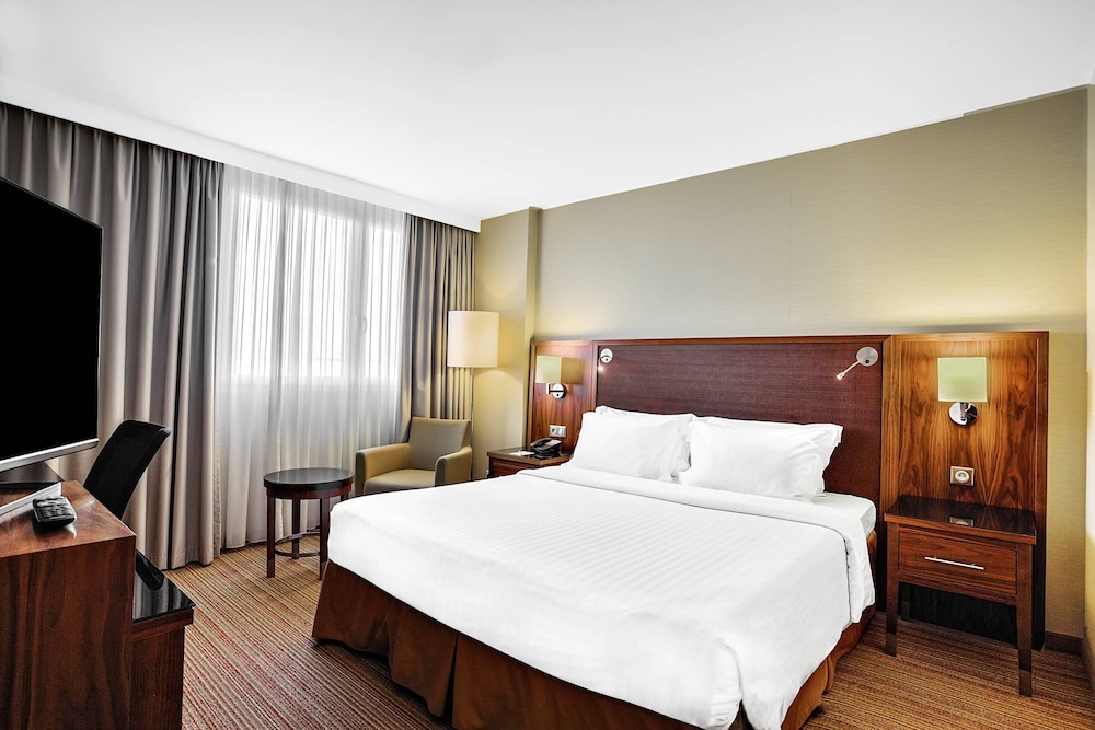 COURTYARD BY MARRIOTT TOULOUSE AIRPORT 7/37