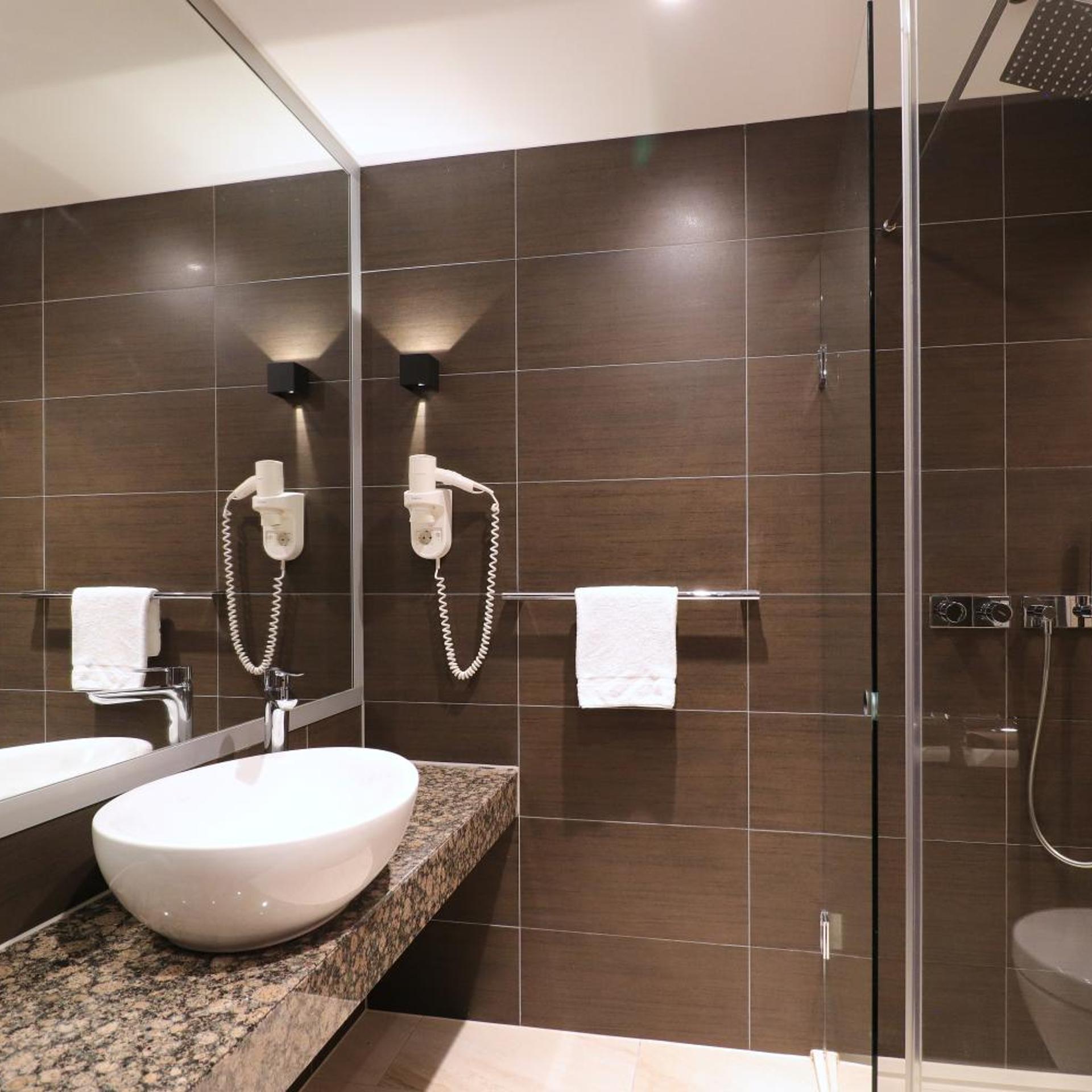 غرفة بسرير مزدوج، Hotel Levell 4/6
