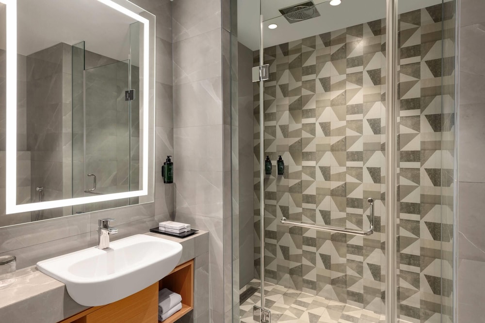 Ramada Encore by Wyndham Lucknow Airport 47/48