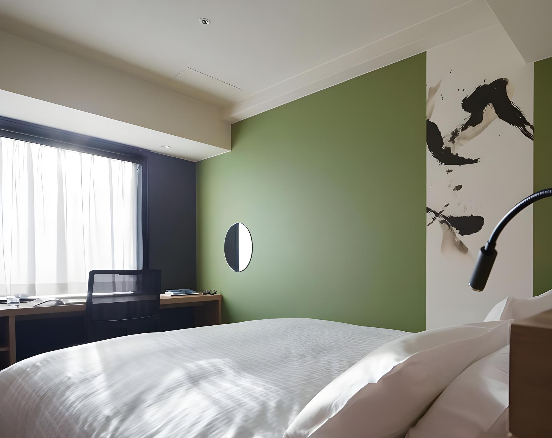 ROOM, DOUBLE BED