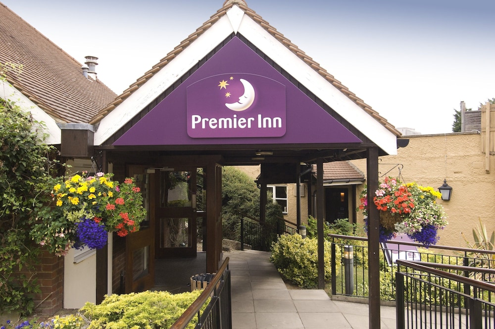 Premier Inn Tring in TRING