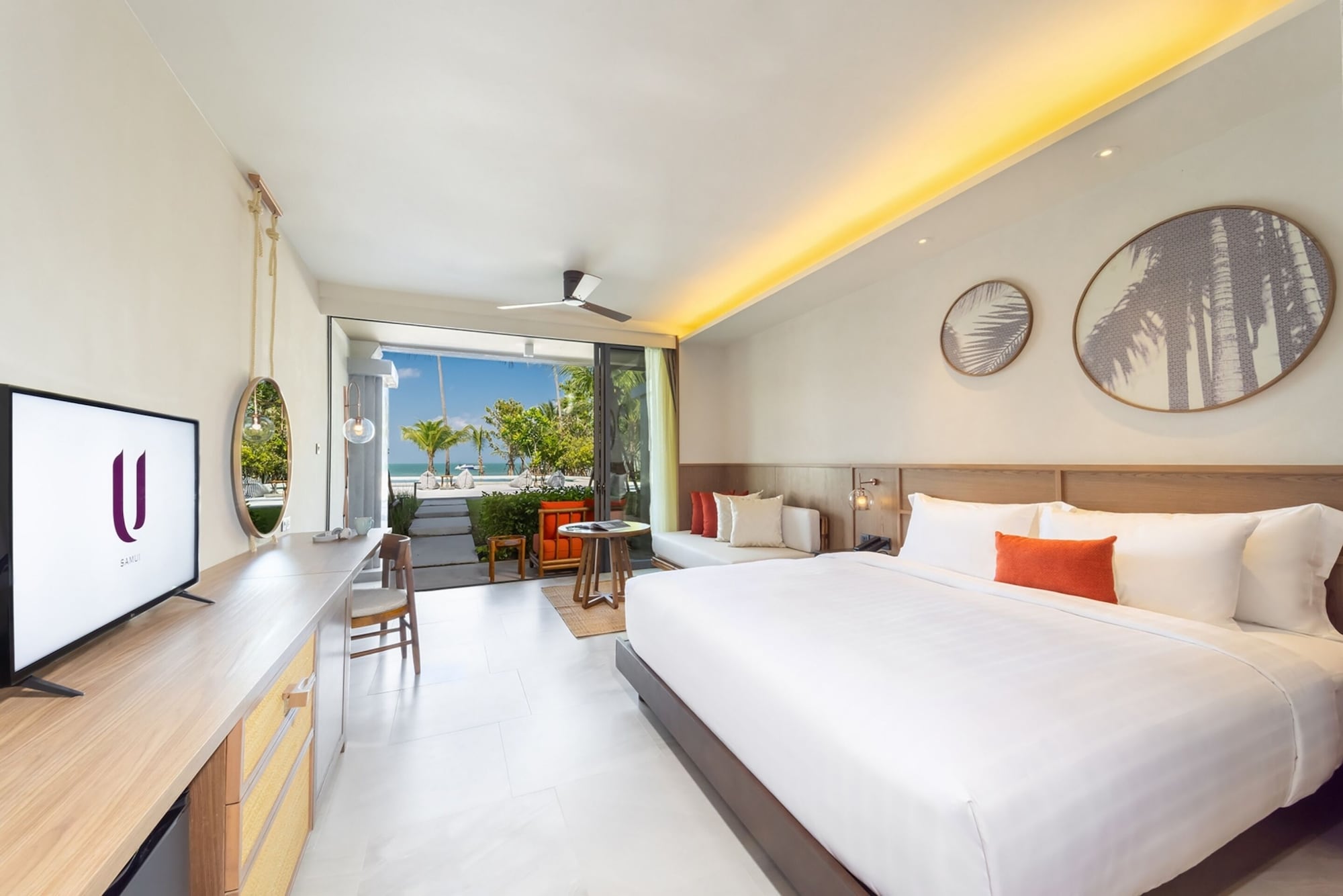 Deluxe, King Bed, Sea View, Pool Access