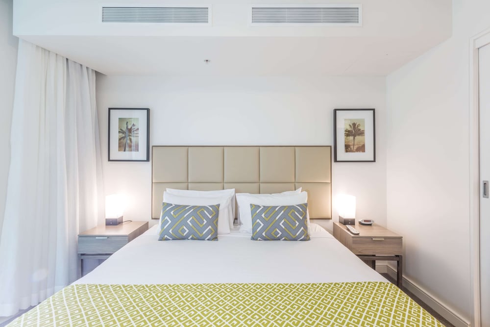 Wyndham Hotel Surfers Paradise 13/53