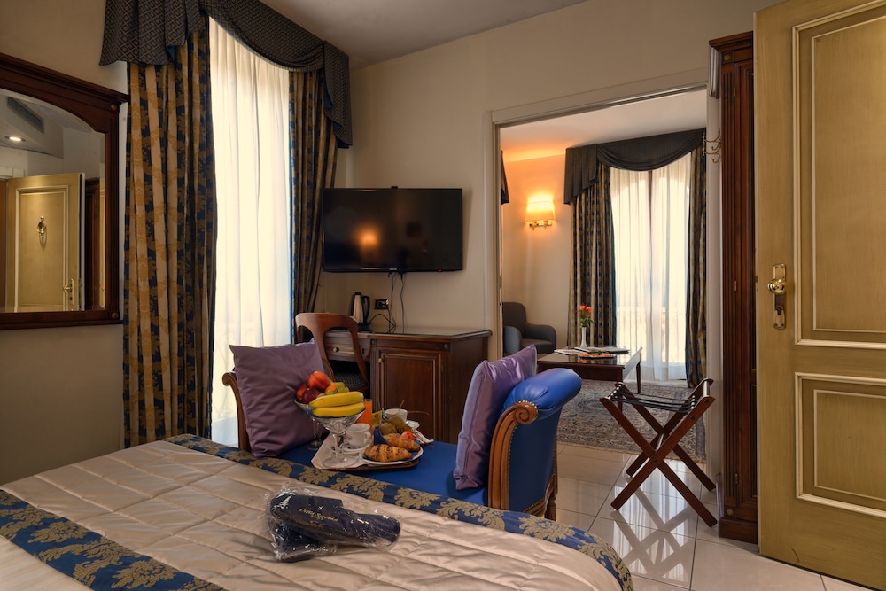 Hotel Villa Savoia 13/16