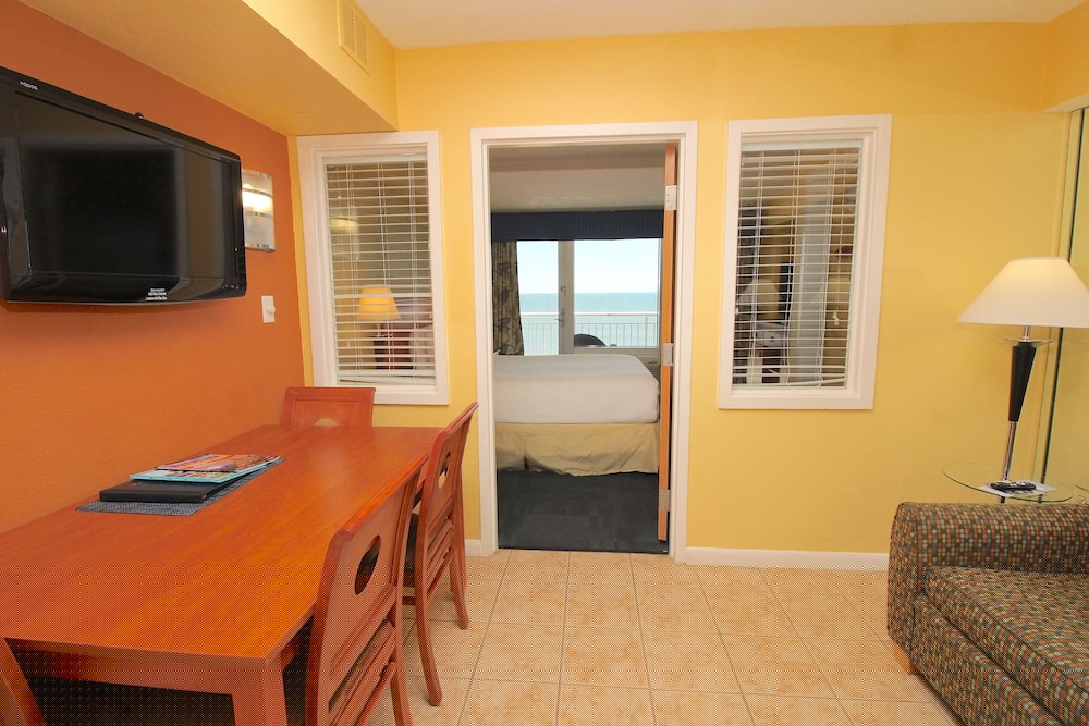 Ocean Sands Resort 29/40