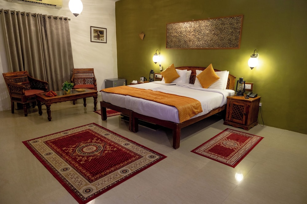 TIGER MOON RESORT 25/60