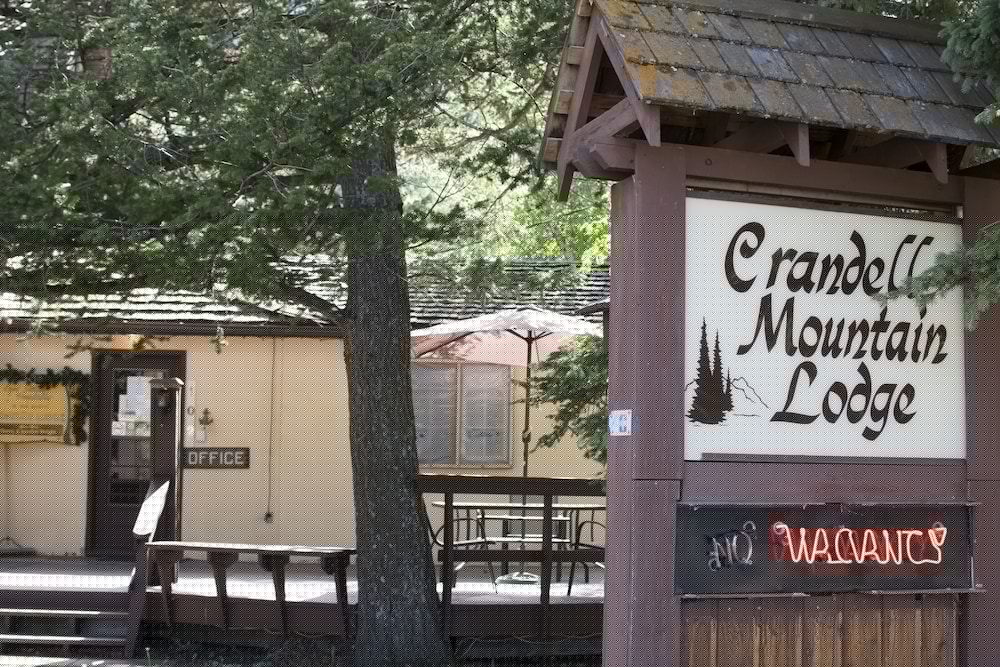Crandell Mountain Lodge 1/66