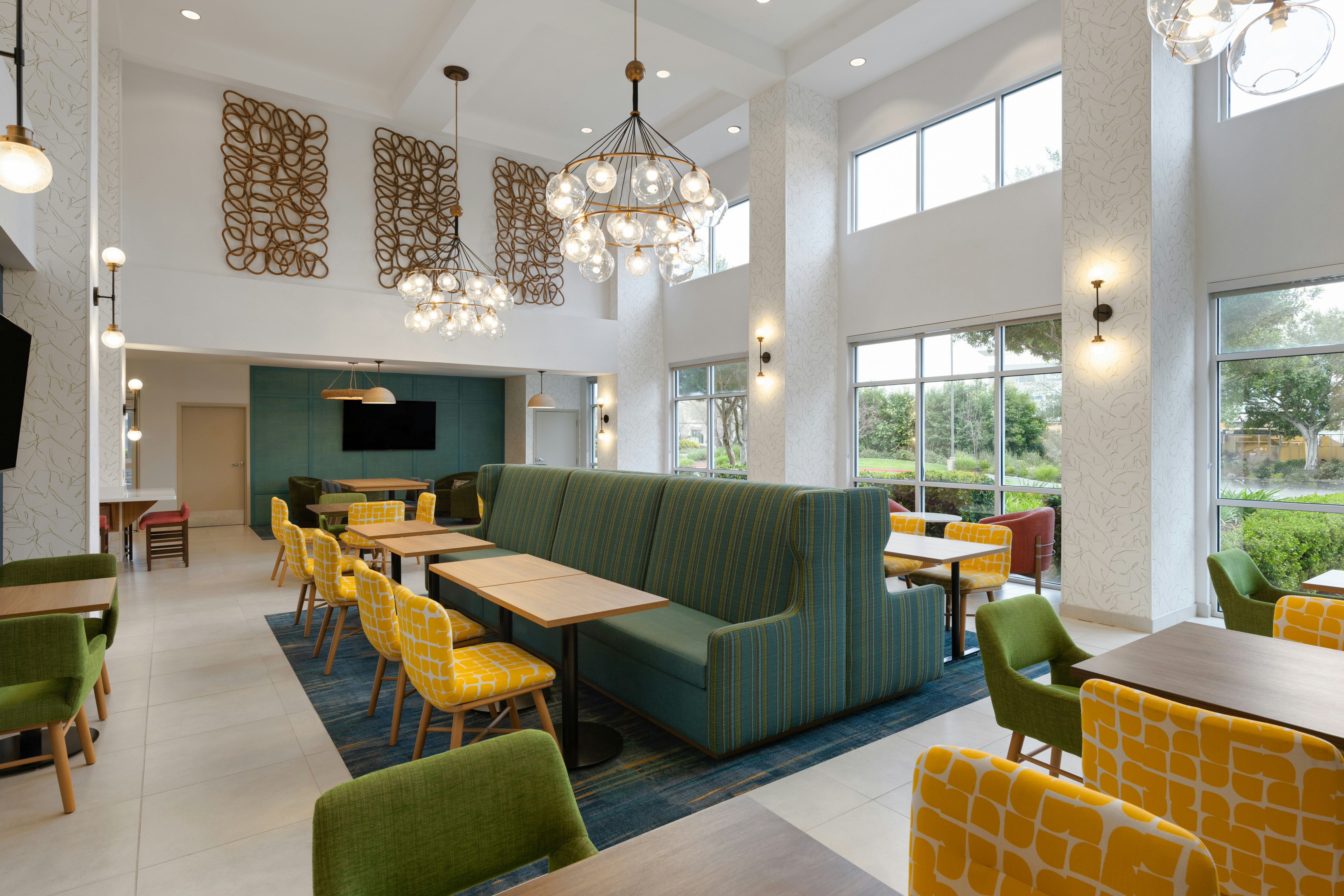 Hampton Inn & Suites Sacramento-Airport-Natomas 25/53