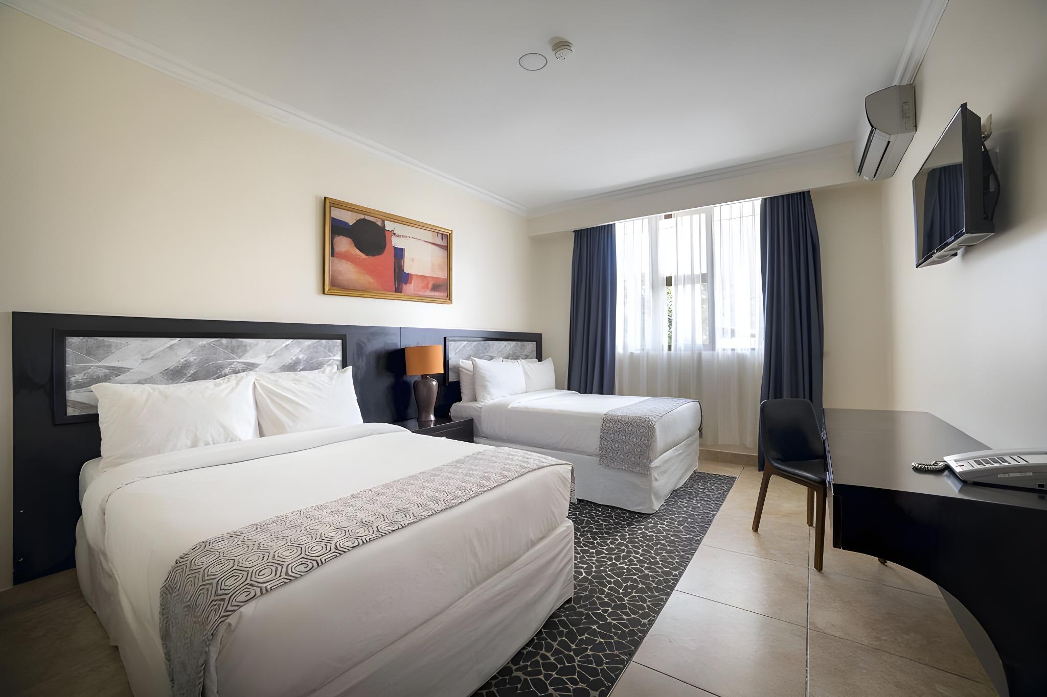 Standard, Twin Beds