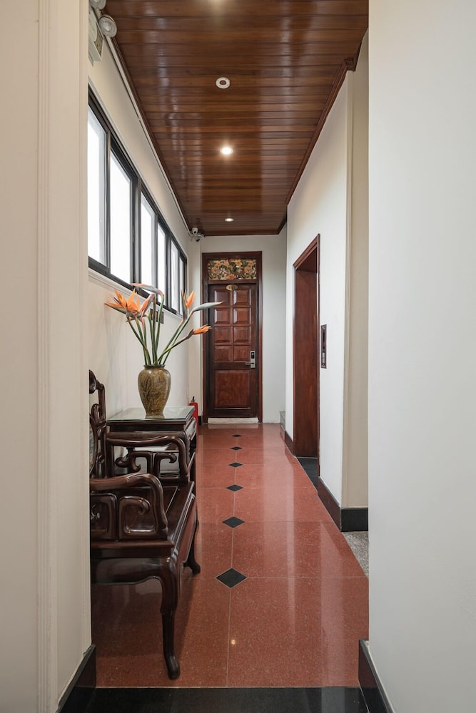 Hanoi Little Town Hotel 10/47