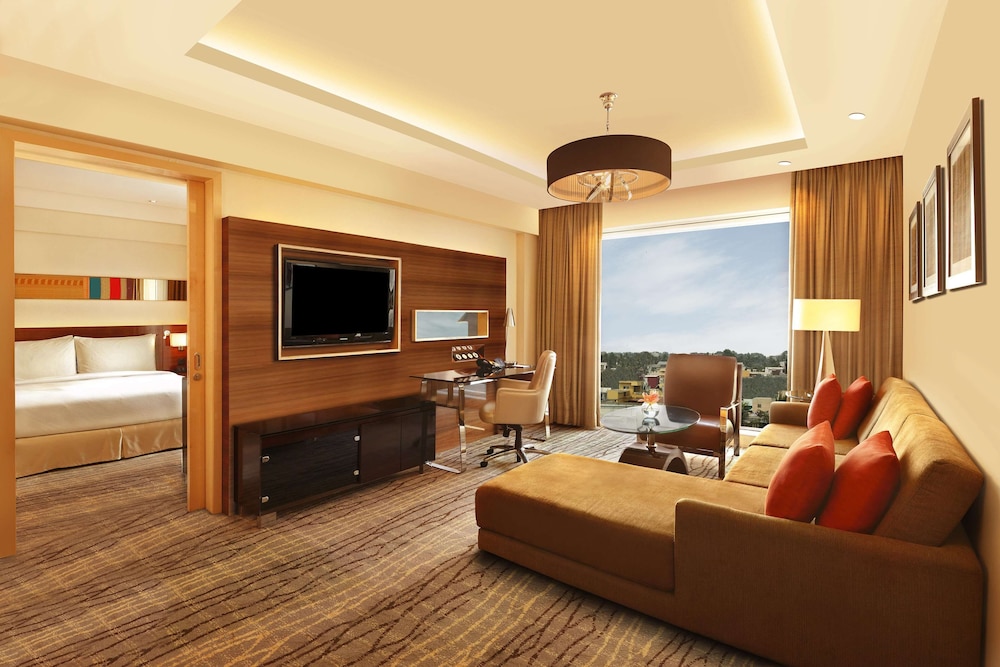 Hilton Chennai 36/55