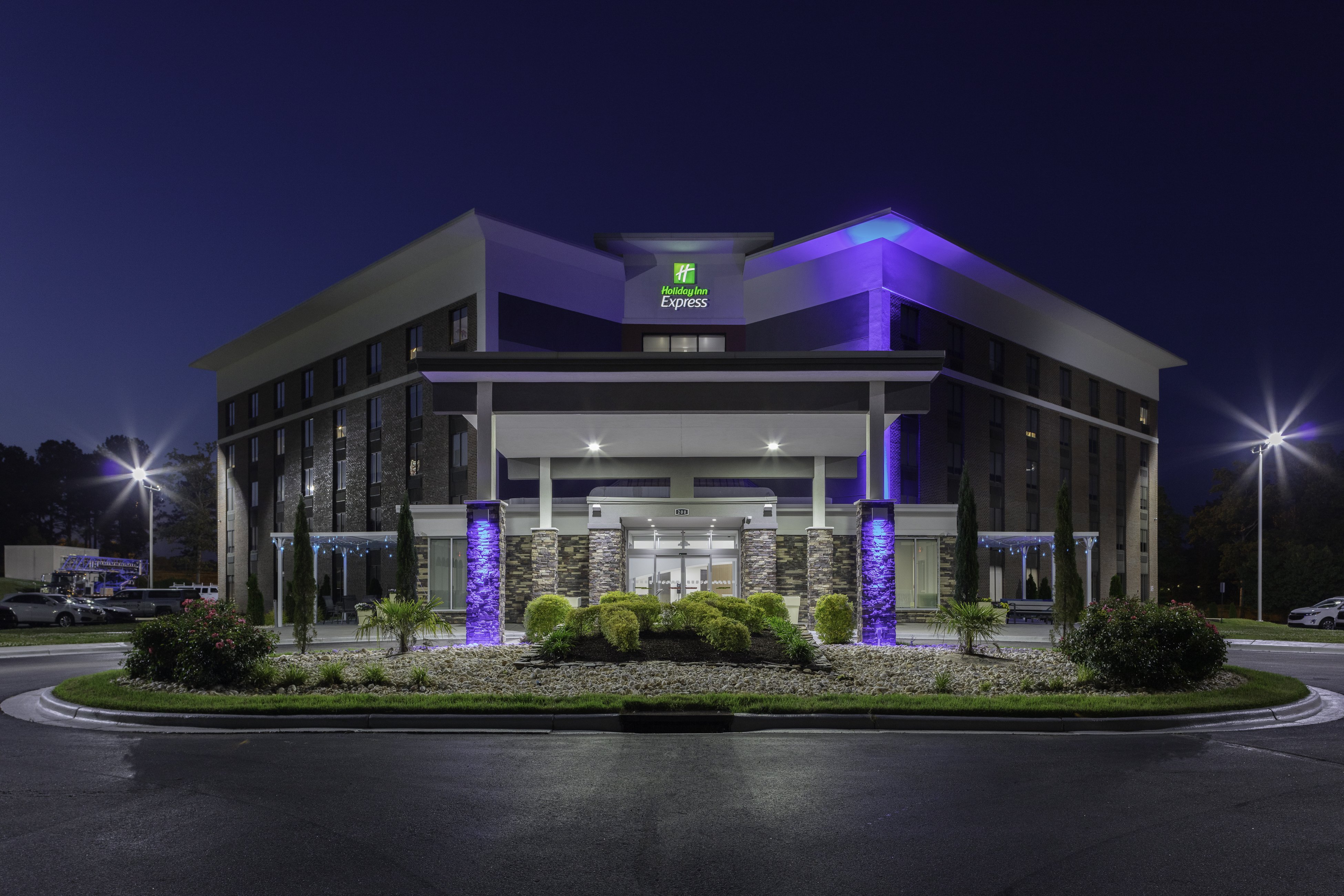 Holiday Inn Express Rocky Mount - Sports Center 1/50