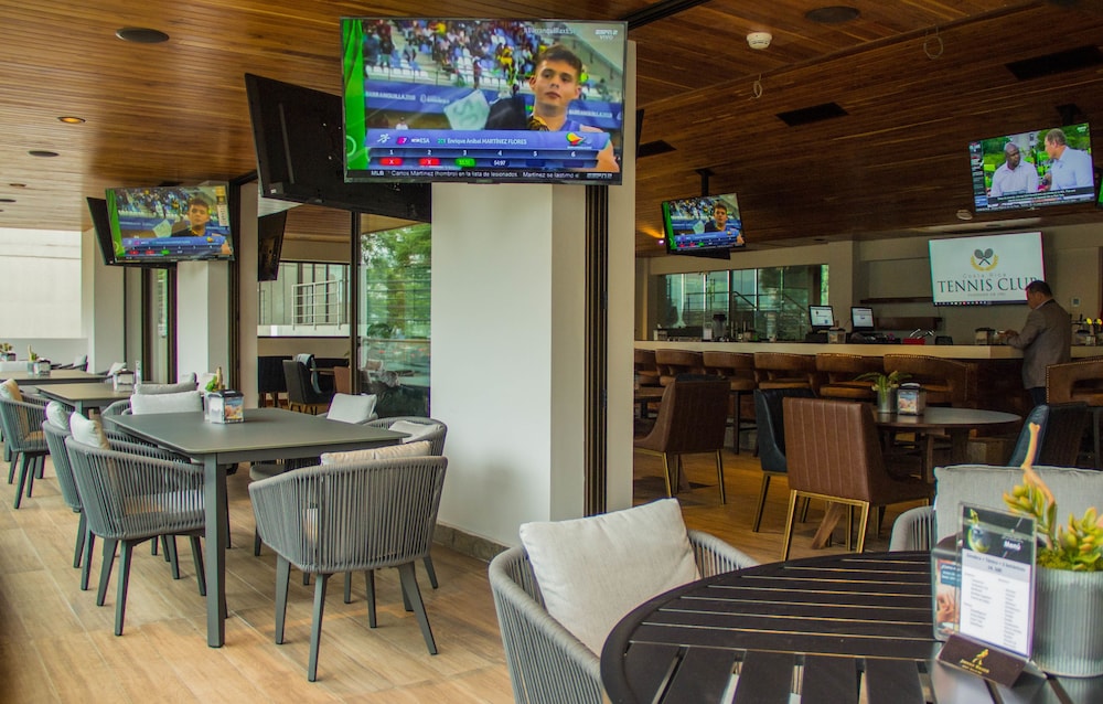 Costa Rica Tennis Club And Hotel 57/80