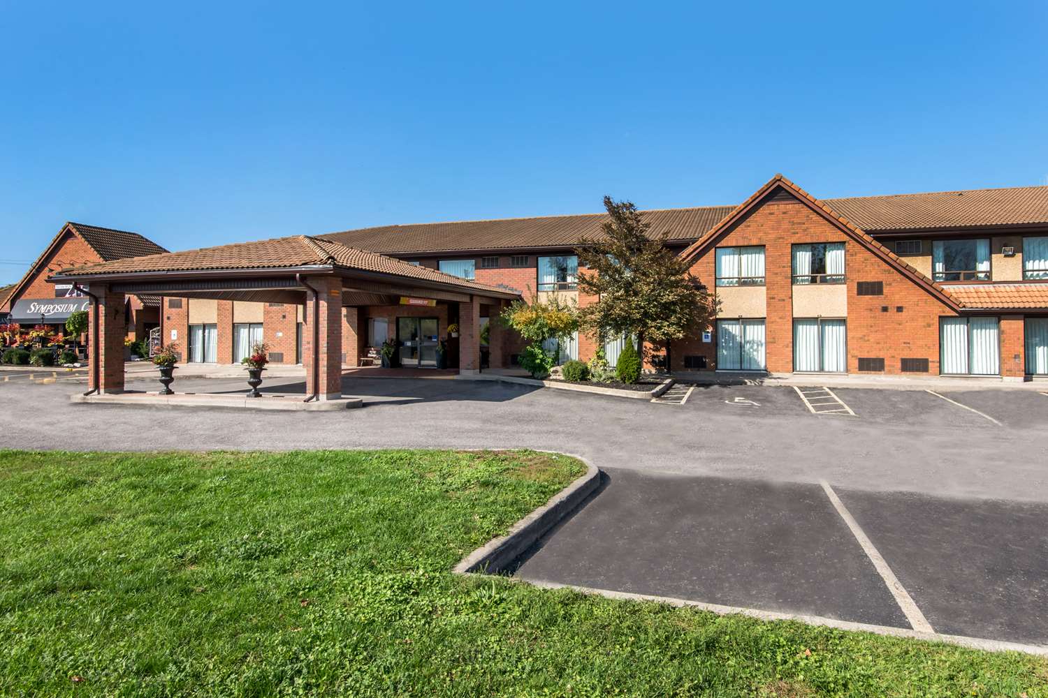 Comfort Inn Brantford 23/29