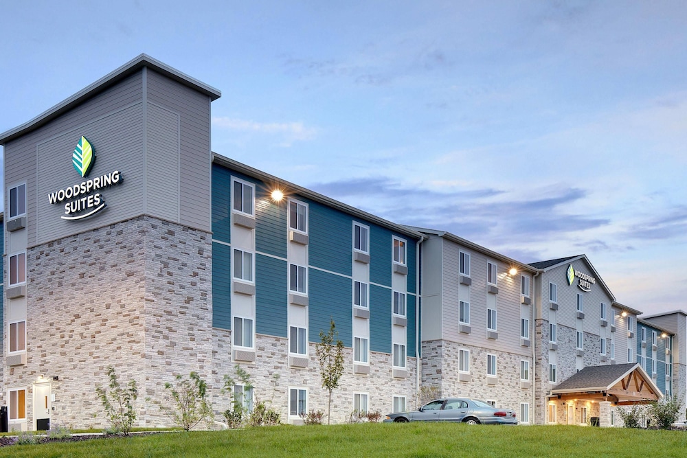 WoodSpring Suites Carol Stream - Chicago 3/37