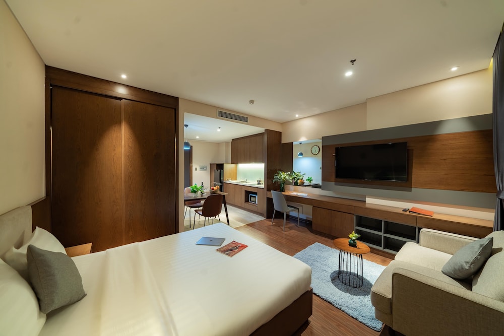 DHTS Business Hotel & Apartment 16/40