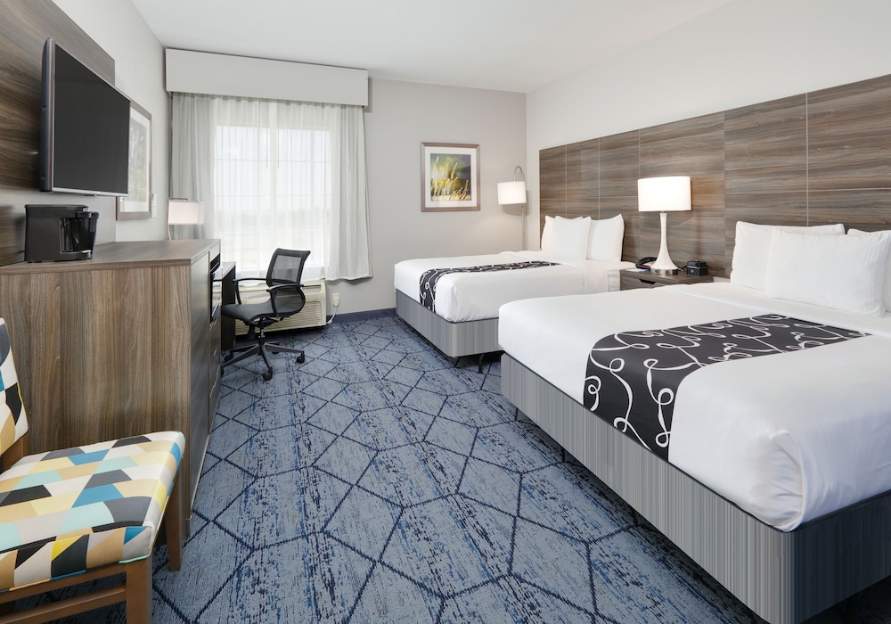 La Quinta Inn & Suites by Wyndham Denton - University Drive 14/41