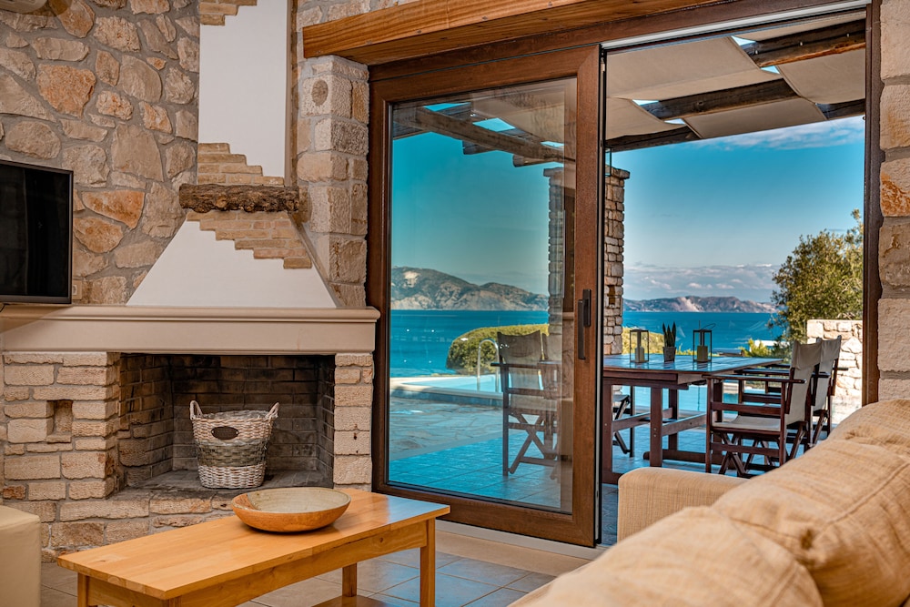 Kymaros Villas 12/36