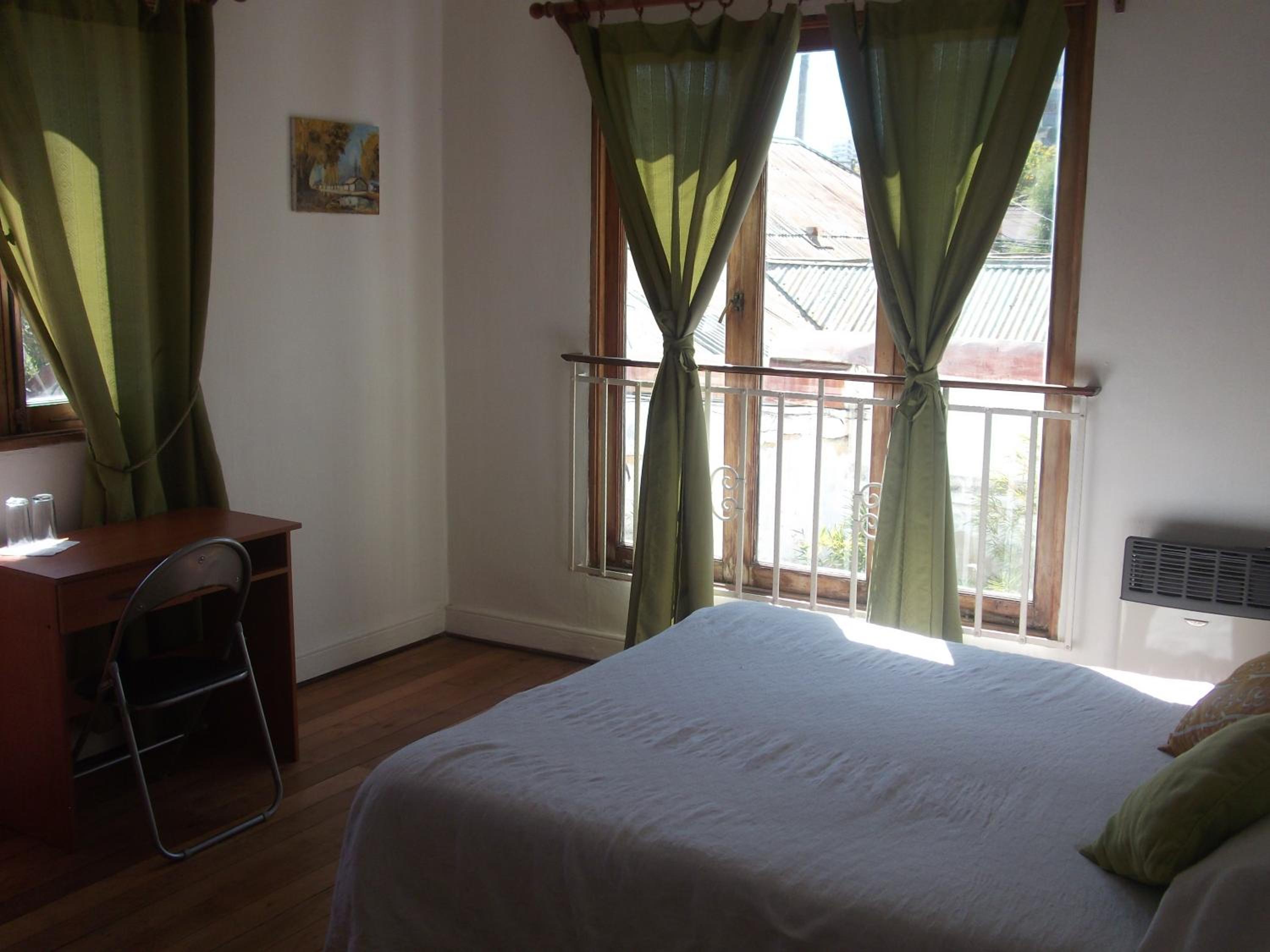 Room, Double Bed