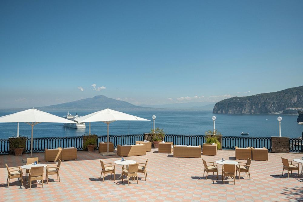 جناح جونيور، Grand Hotel Europa Palace 3/3