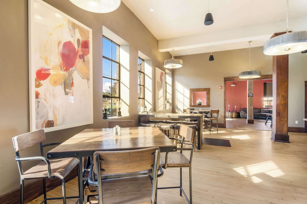 Jackson Park Inn, an Ascend Collection Hotel 32/50