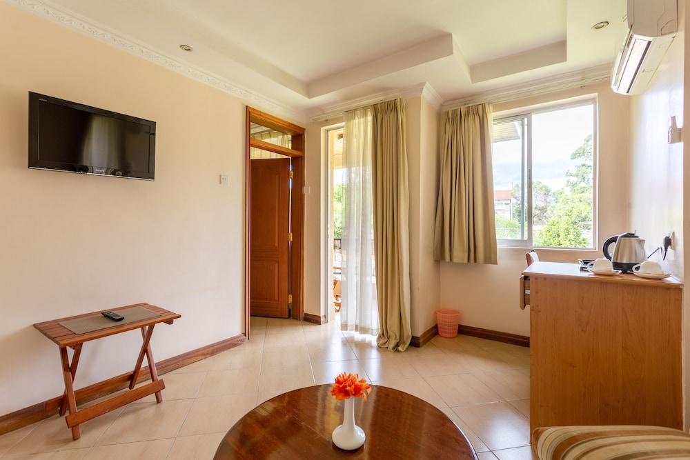 Longview Suites 29/51