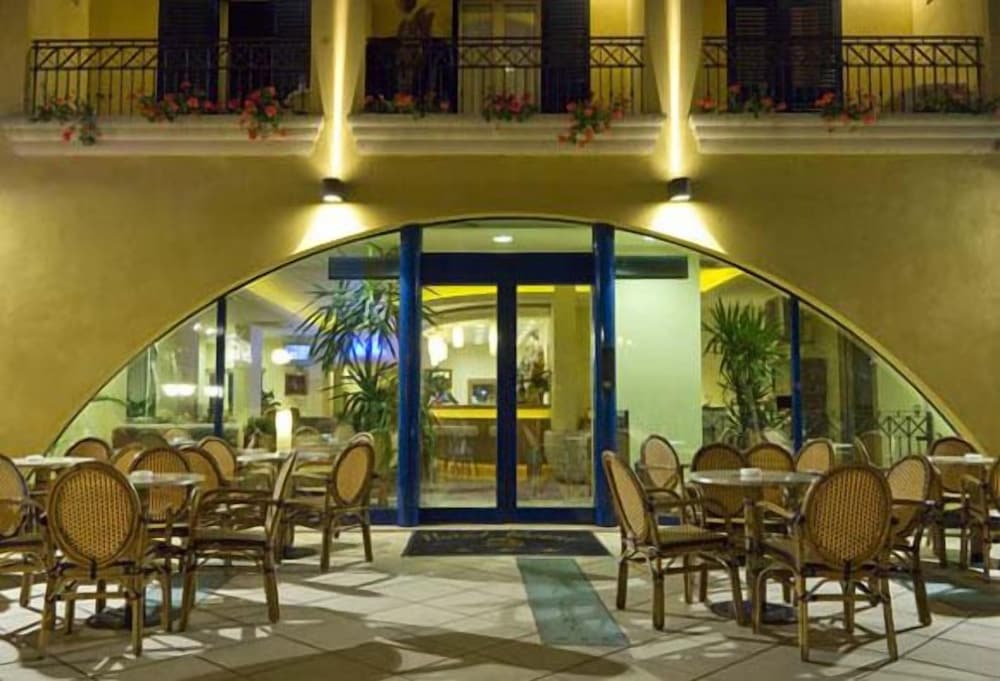 Hotel Vanni 26/39