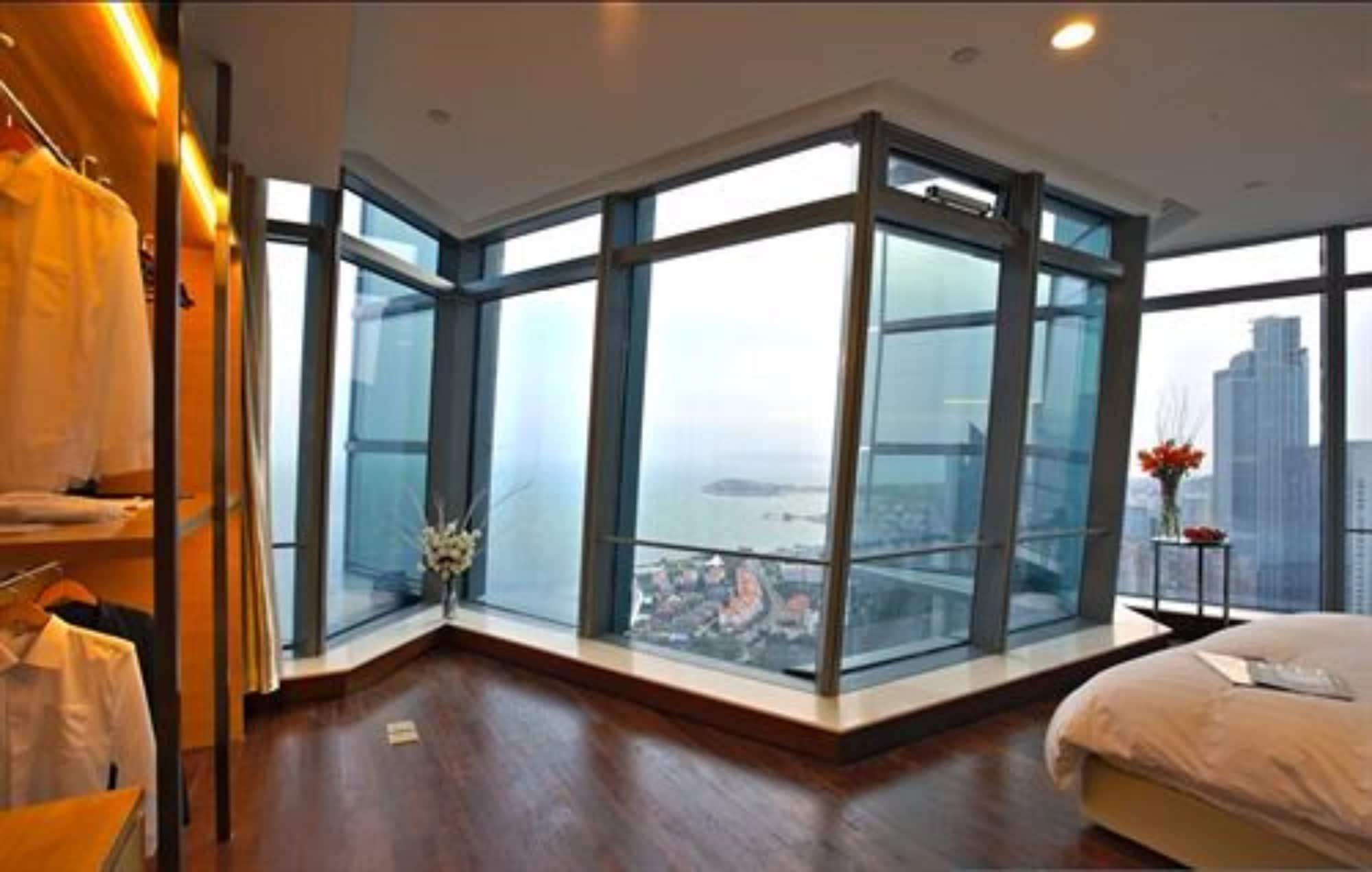 Grand Madison Qingdao Harbour view Central 40/50
