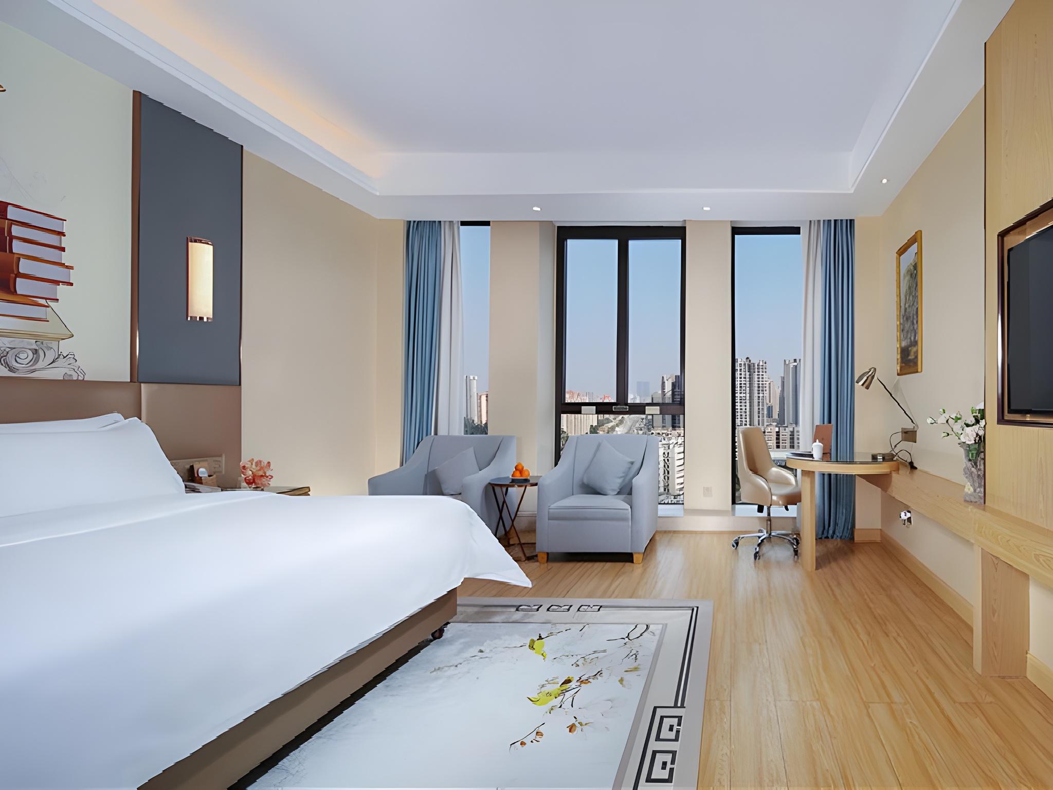 Vienna International Hotel (Chongqing Changshou High-speed Railway Station) 25/48