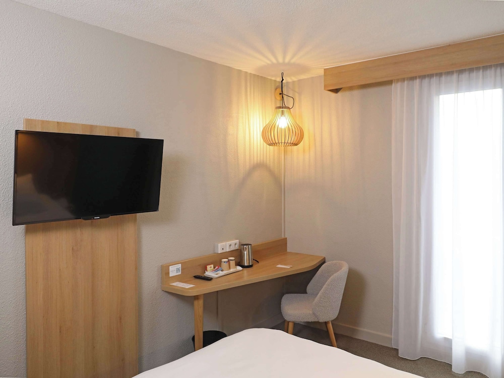 Hotel Mercure Abbeville Centre - Porte De La Baie De Somme 38/50