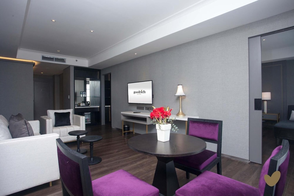 Goodrich Suites Jakarta 47/62