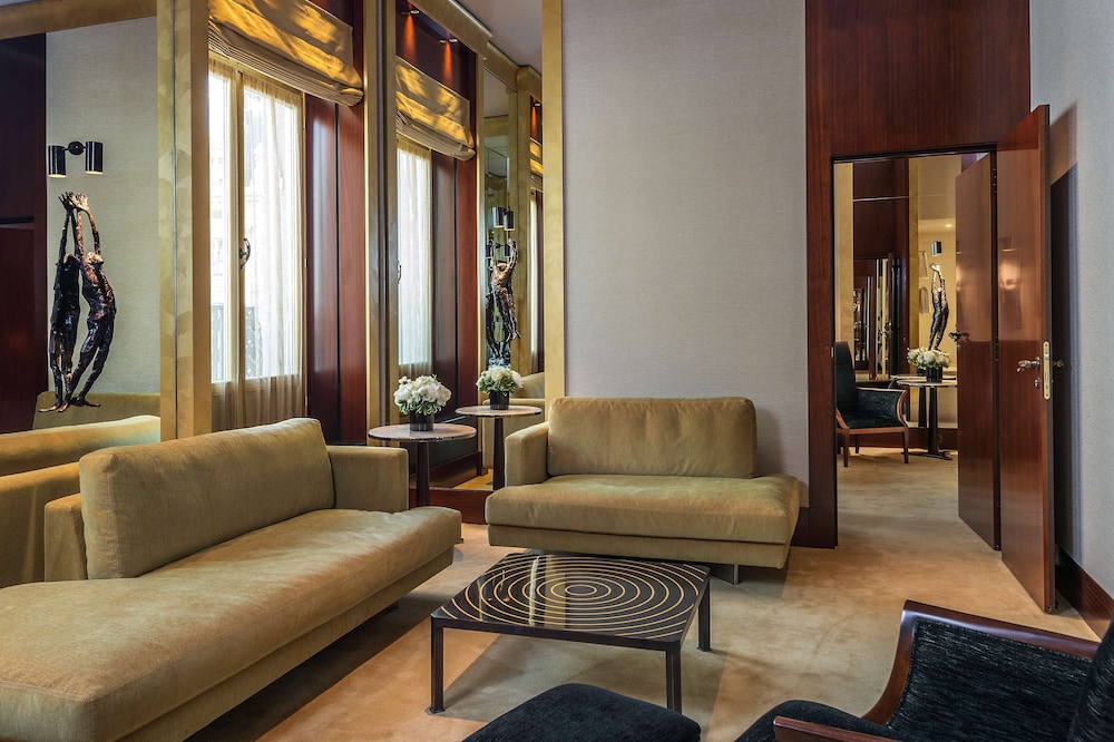 PARK HYATT PARIS VENDOME 38/71