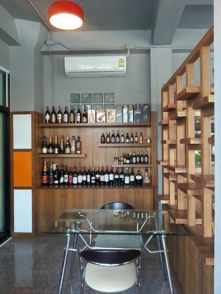 Waen Petch Place 44/55