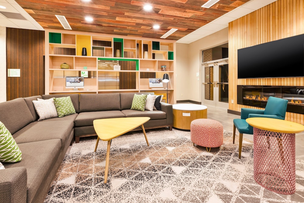 Holiday Inn & Suites Toledo Southwest - Perrysburg 44/59