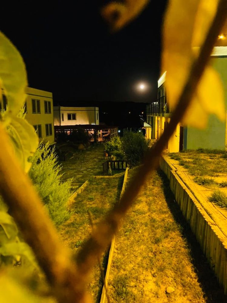 Sukha Inn Otel & Beach 44/50