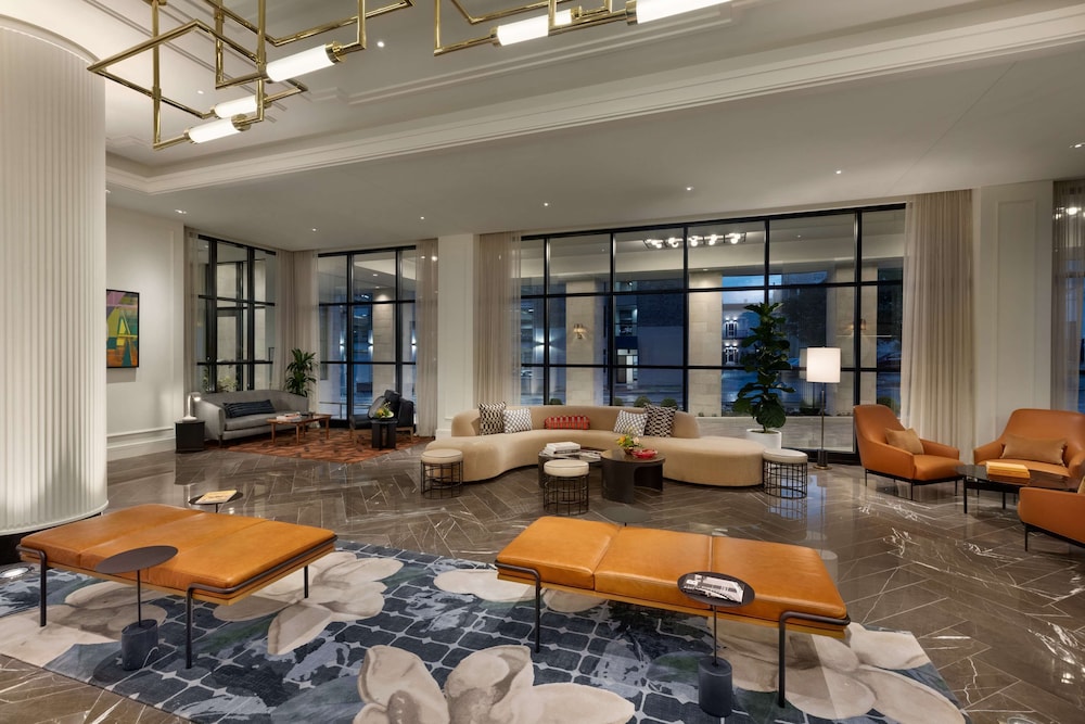106 Jefferson Huntsville, Curio Collection by Hilton 32/59
