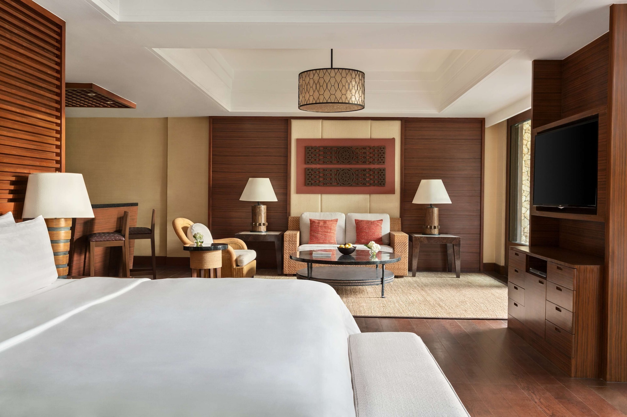 Suite, Sea View