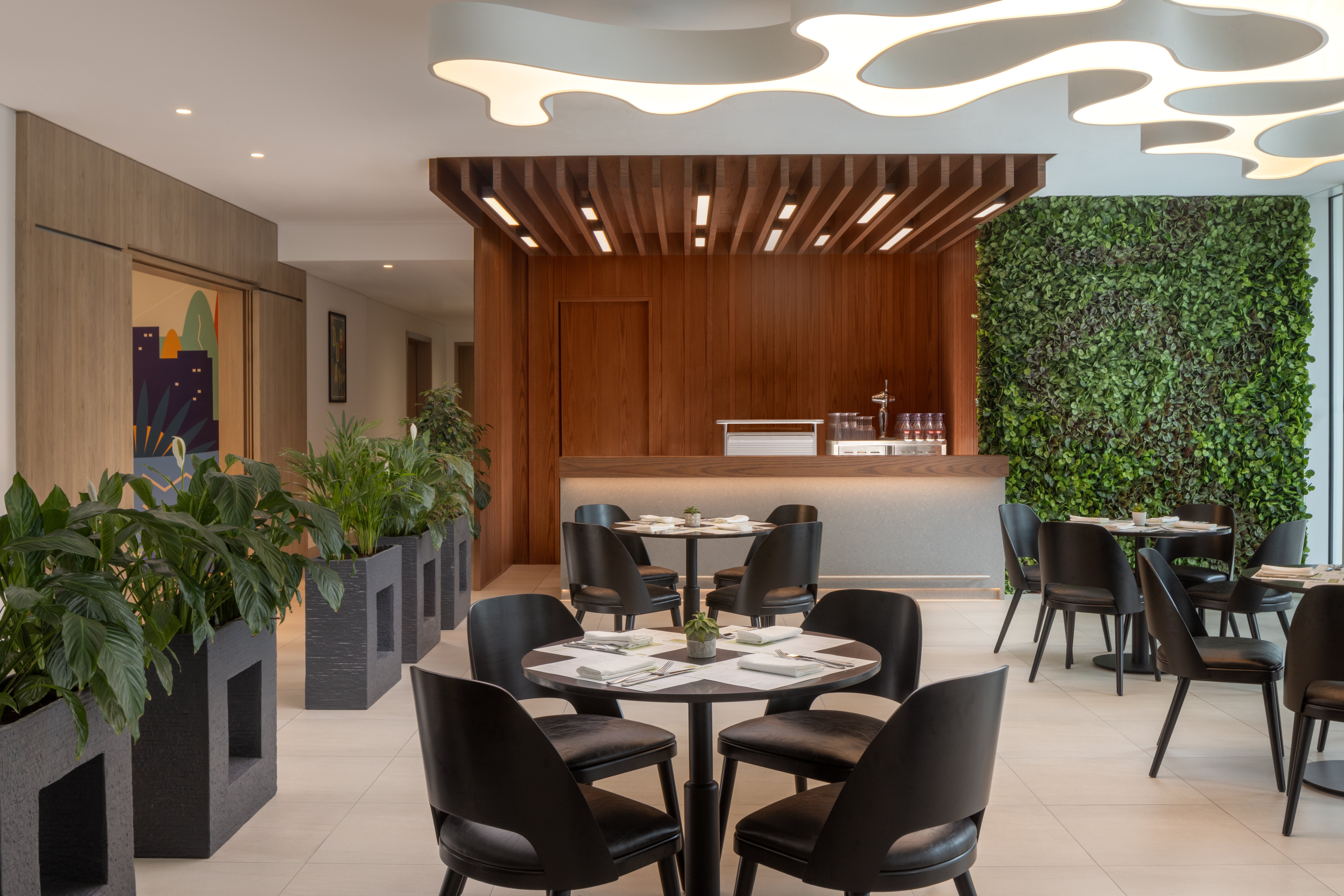 Holiday Inn Dubai Business Bay 41/54