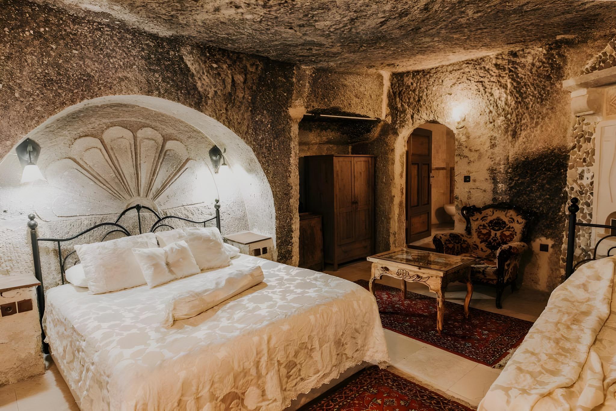 Room, Double Bed
