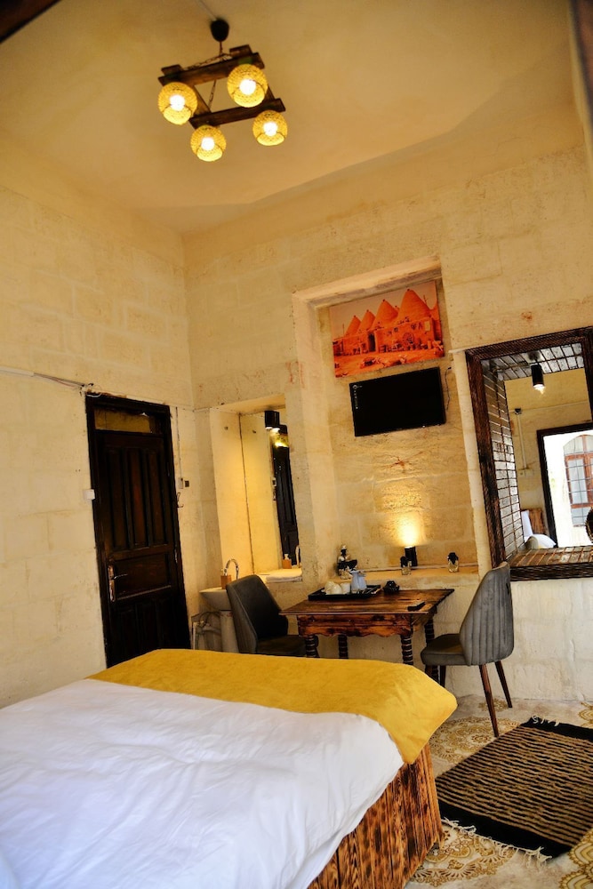 Karagul Otel 14/50