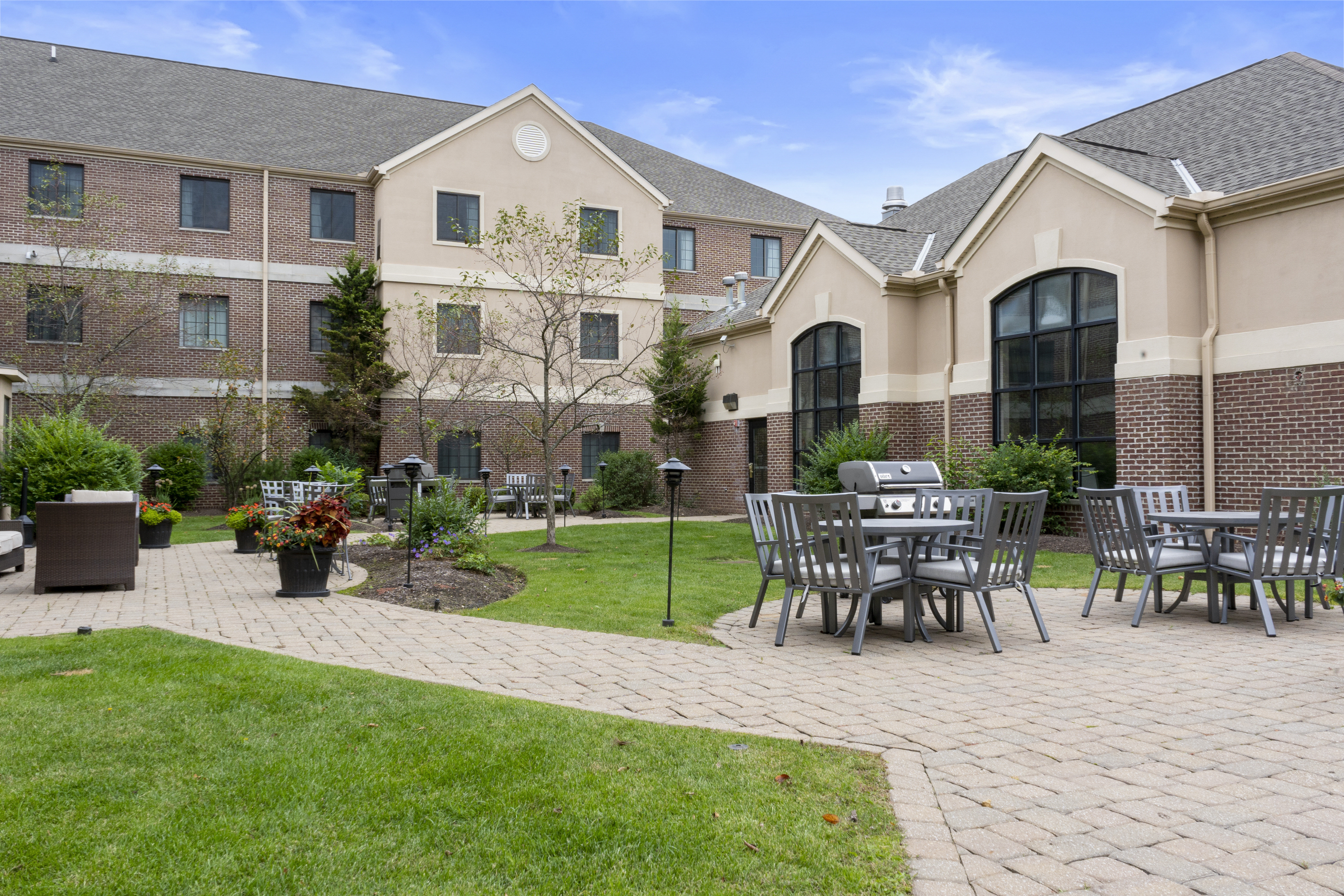 Staybridge Suites Akron-Stow-Cuyahoga Falls 65/65
