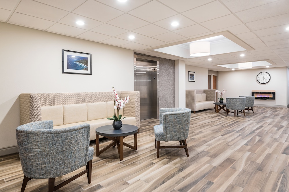 Best Western Plus 1000 Islands Hotel & Suites 13/24