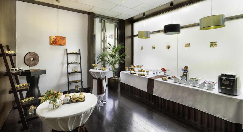 Occidental Santa Cruz Contemporaneo 55/71